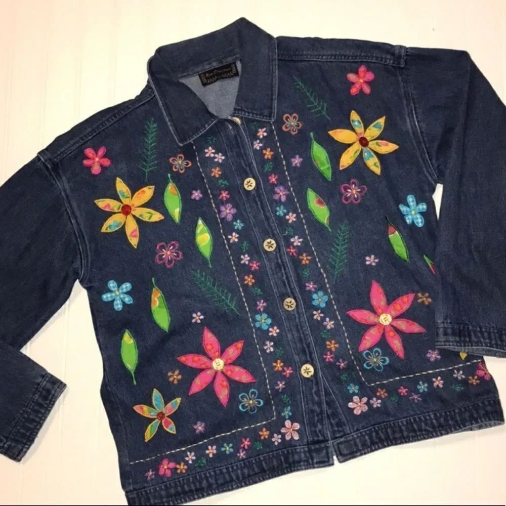 New Directions Embroidered Denim Jacket Small